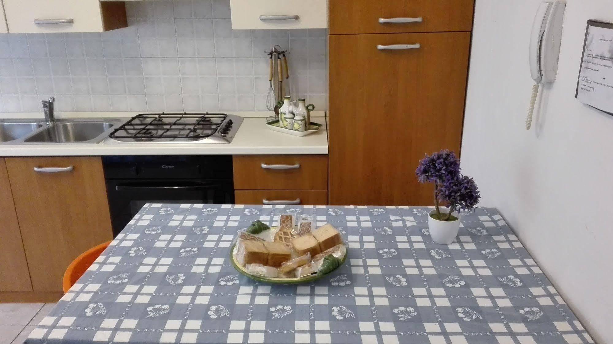 סרונו Residence Il Pino מראה חיצוני תמונה