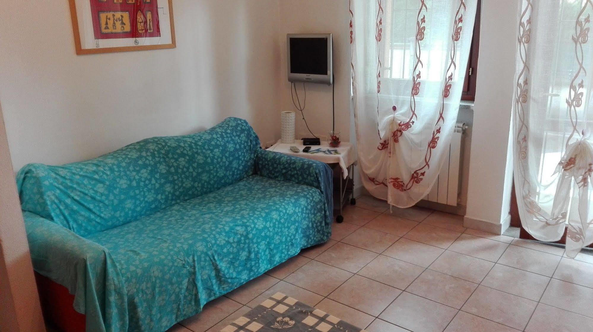 סרונו Residence Il Pino מראה חיצוני תמונה